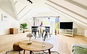 Gemütliches Loft in Homburg - Komfort&Charme direkt an der Uniklinik mit Küche und Bad